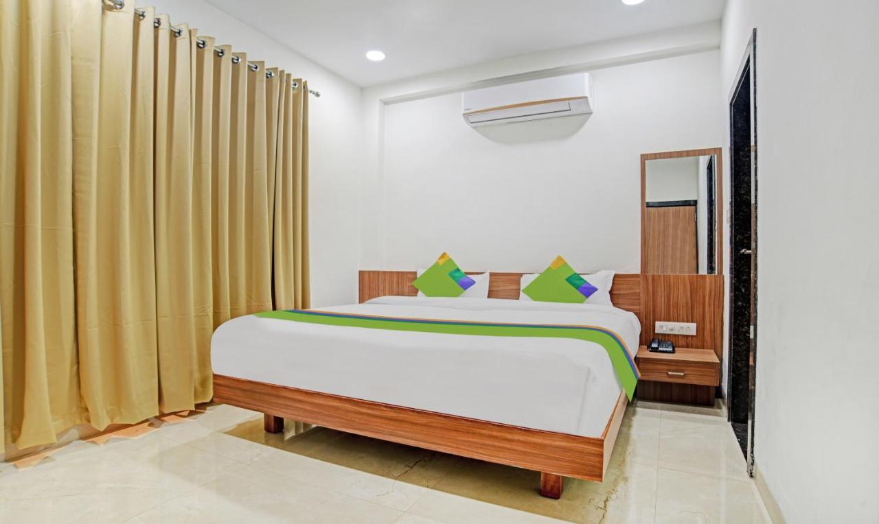 Treebo Shivaay Hotel Indaur Kültér fotó
