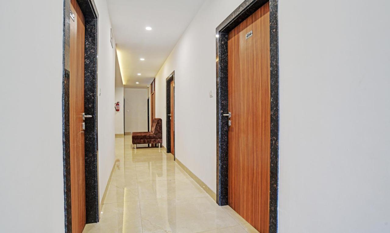 Treebo Shivaay Hotel Indaur Kültér fotó